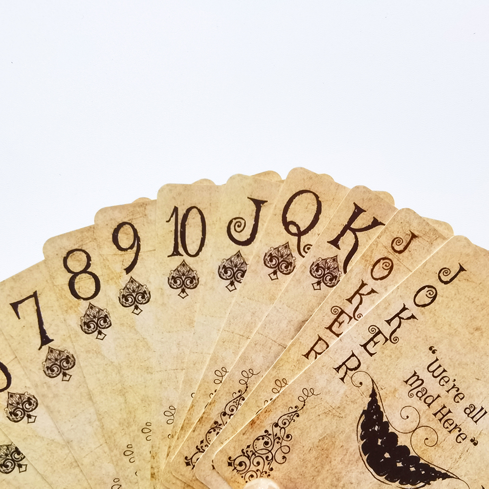 Vintage Style Playing Cards, A - Yearbook Board Game Theme のレビューと価格